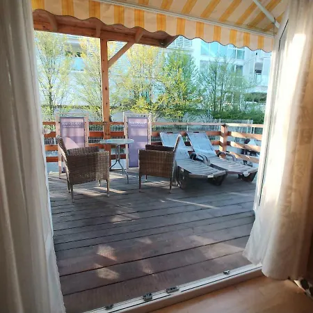 Bialy Domek Pensjonat Przy Plazy Apartment Miedzyzdroje Exterior photo
