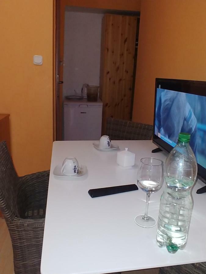 Kwatera prywatna Biały Domek Pensjonat Przy Plaży *
